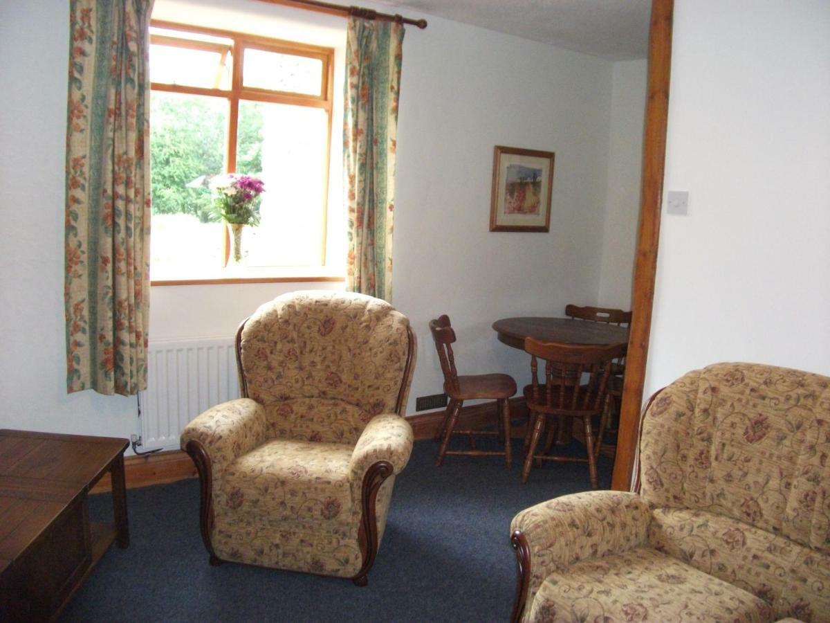Bryn Cottage Llandderfel Экстерьер фото